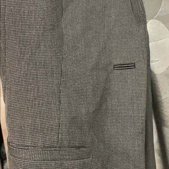 Blazer - Picture 4 of 5